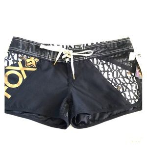 New FOX beach shorts size 5